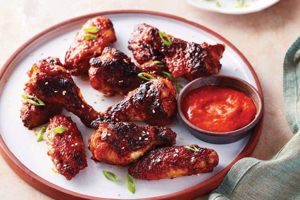 Air-fryer gochujang chicken wings 