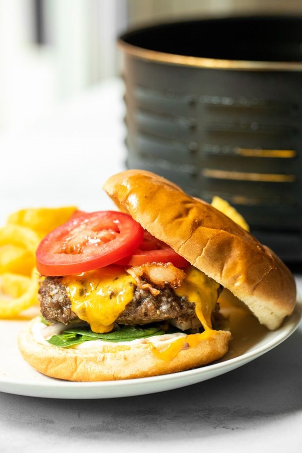 Air fryer hamburgers
