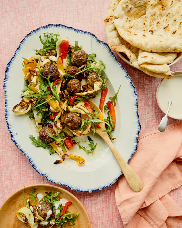 [Air fryer] lamb koftas with peppers, cabbage and tahini sauce
