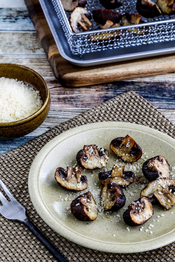Air fryer roasted mushrooms