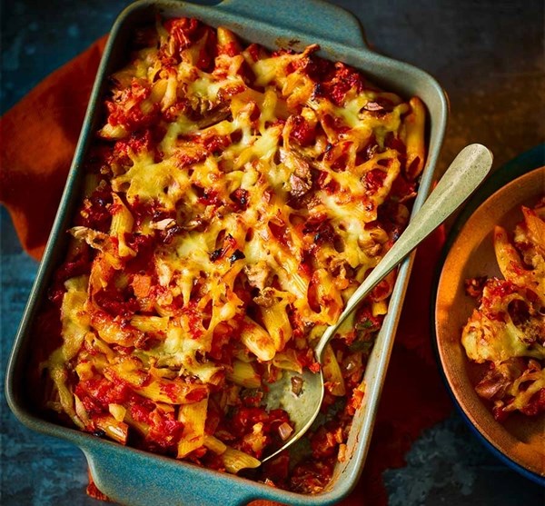 Air fryer tuna pasta bake