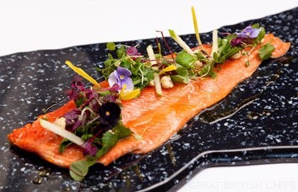 Alaska salmon with green apple salad