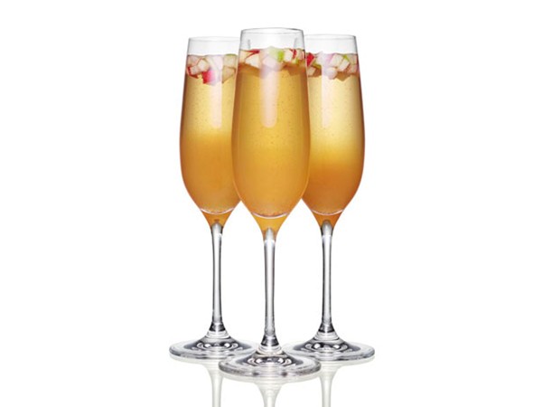 Alex Guarnaschelli's mulled apple cider cocktails