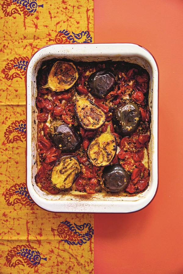 All-in-one aubergine, tomato & nigella seed curry