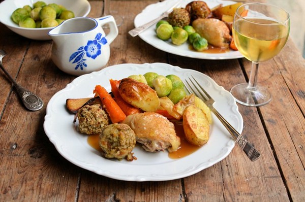 All-in-one roast chicken dinner