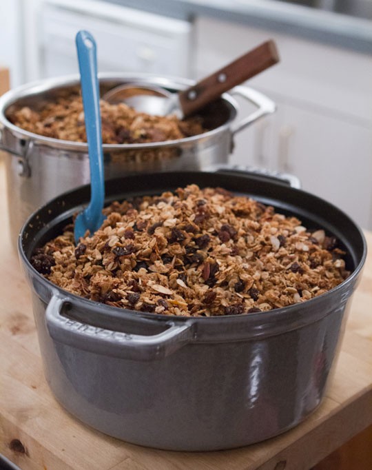 Almond & coconut granola
