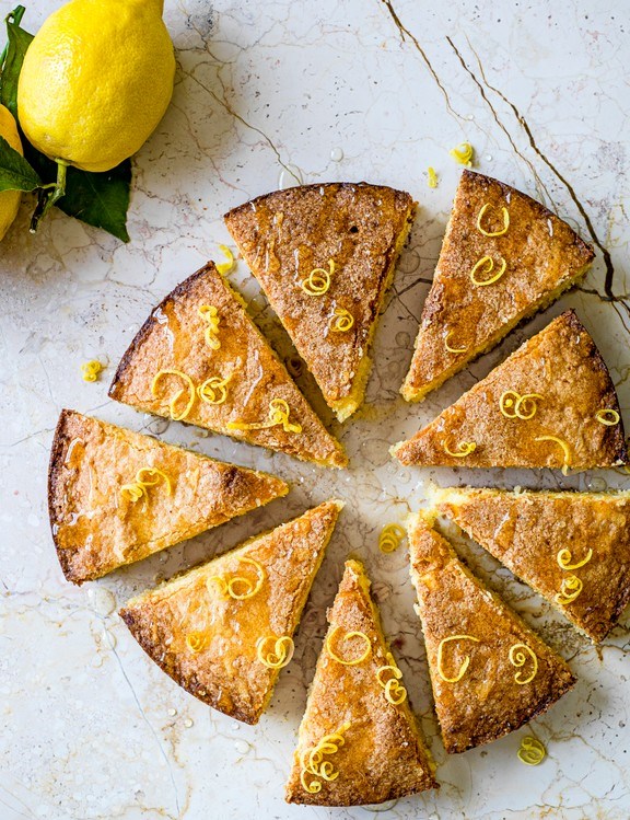 Almond and Amalfi lemon cake
