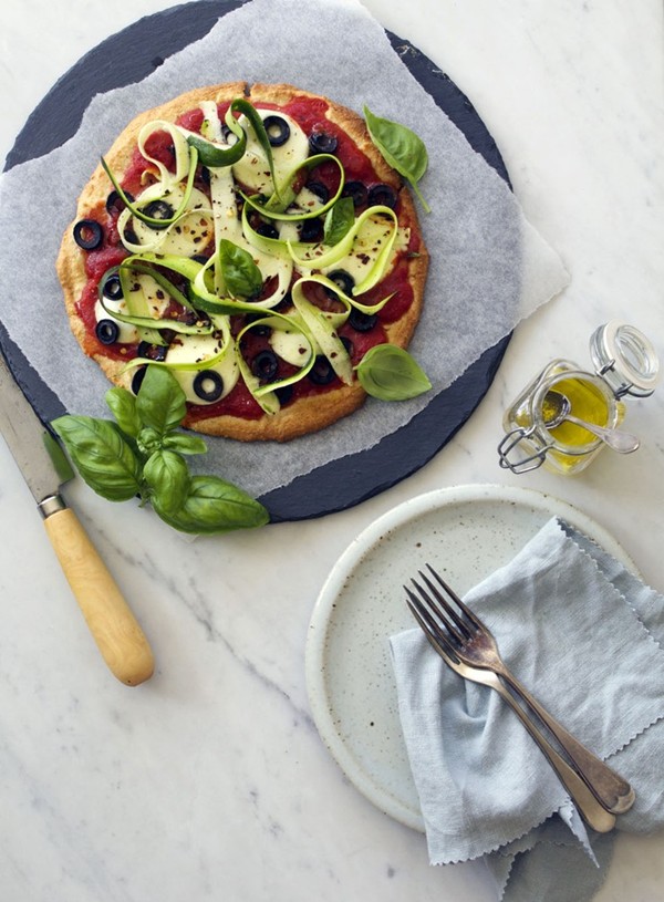 Almond and buckwheat pizza base