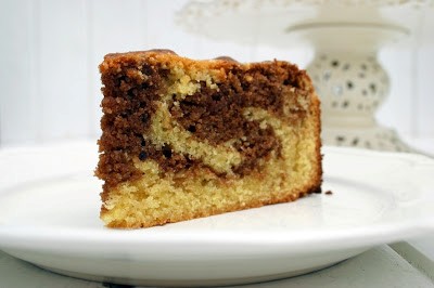Almond and chocolate marble cake