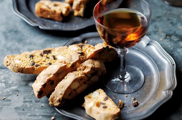 Almond and chocolate tozzetti