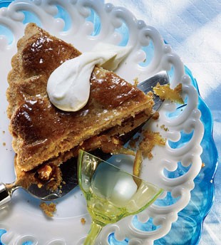 Almond and marmalade torte with lattice crust