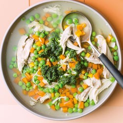 Almond and parsley pesto