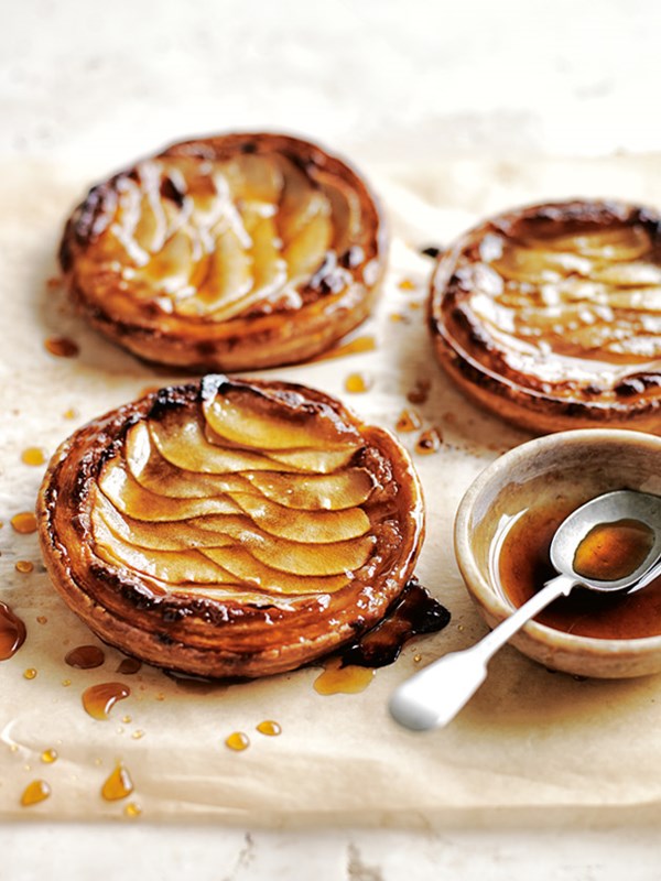 Almond and pear tarts