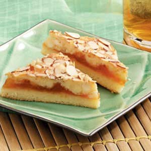 Almond apricot bars