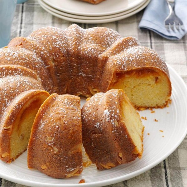 Almond apricot coffee cake