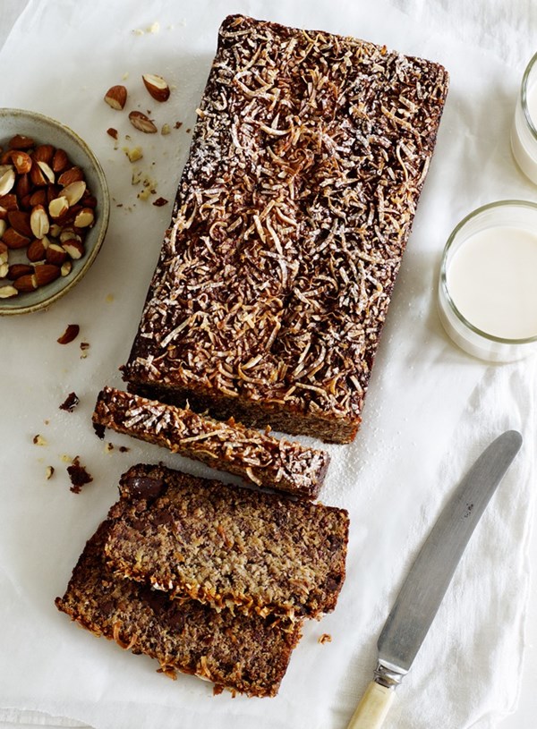 Almond, banana and coconut loaf with dark chocolate