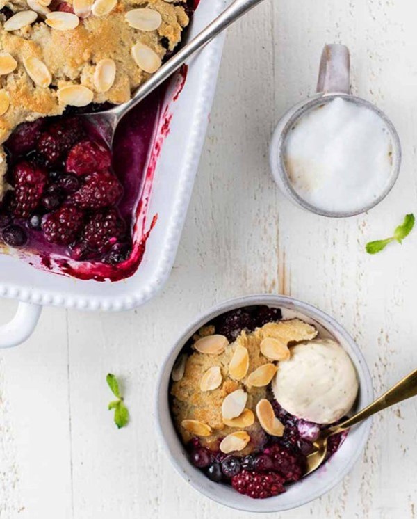 Almond berry cobbler