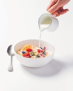 Almond bircher muesli