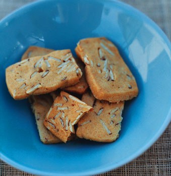 Almond butter cookies