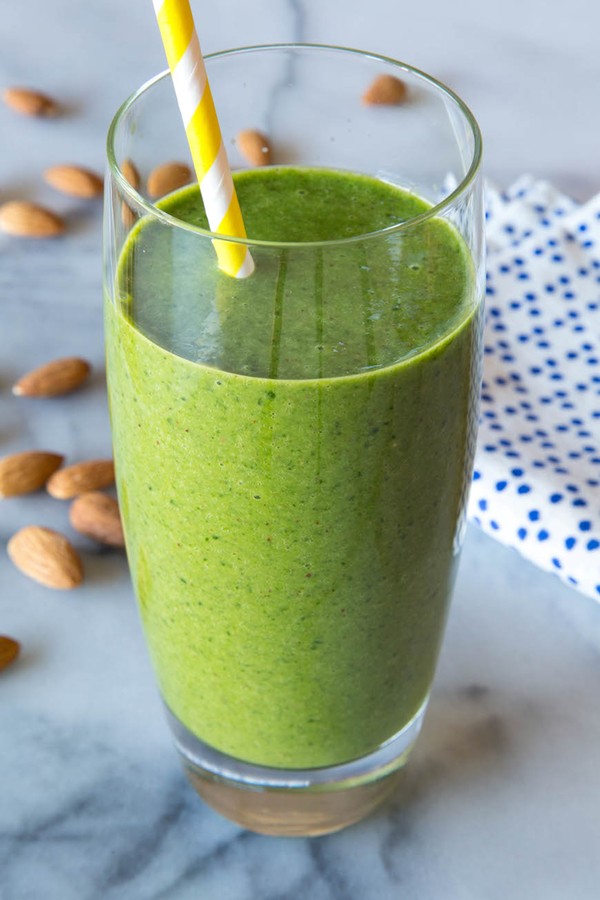 Almond butter spinach smoothie