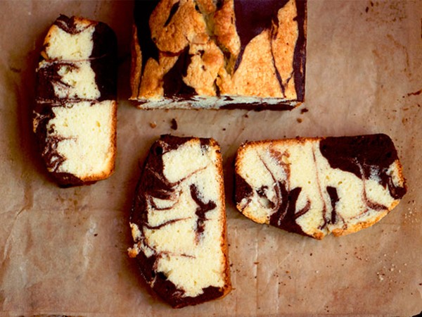 Almond-chocolate marble pound cake