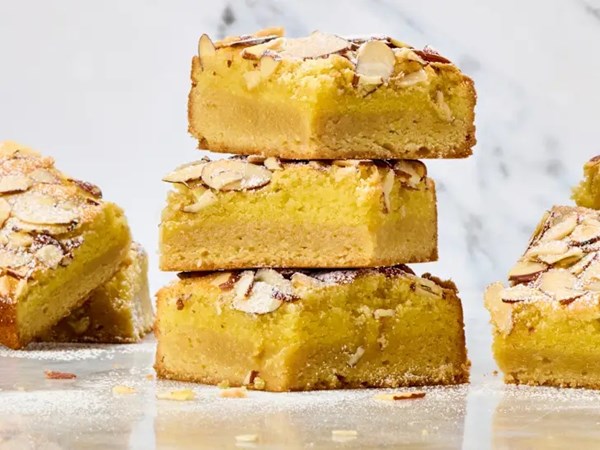 Almond croissant cookie bars