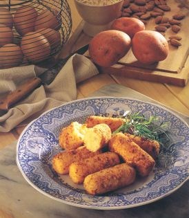 Almond-dipped potato croquettes