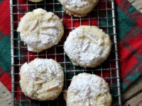 Almond dream cookies