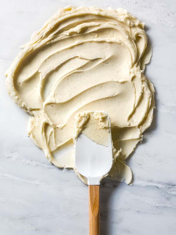 Almond French buttercream