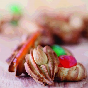 Almond gommés