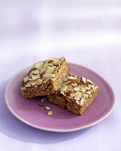 Almond graham squares