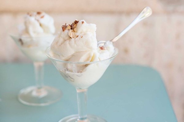 Almond granita