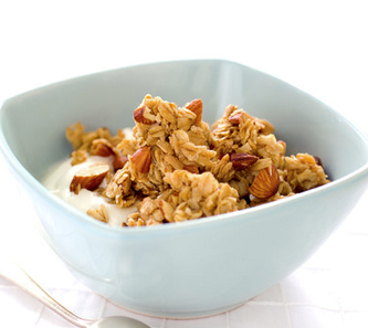 Almond granola with dried fruit