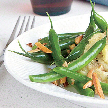 Almond green beans