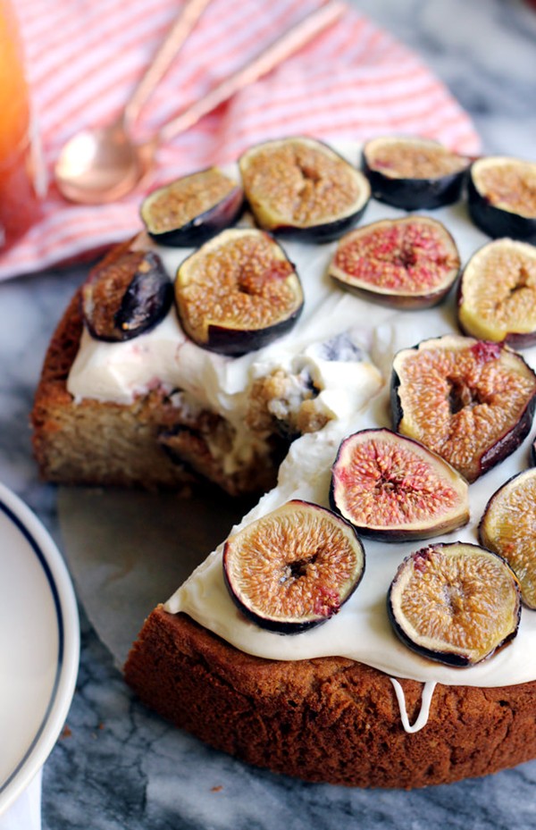 Almond honey cake with roasted figs and mascarpone frosting