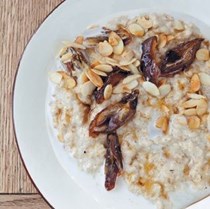 Almond milk and maple porridge