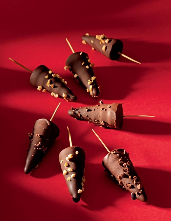 Almond milk ice cream lollies