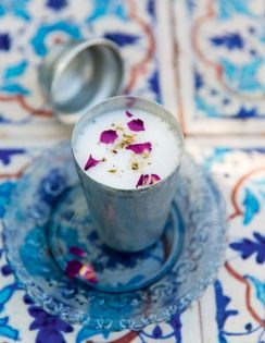 Almond milk, poppy seed and aniseed (Sindhi thadal)