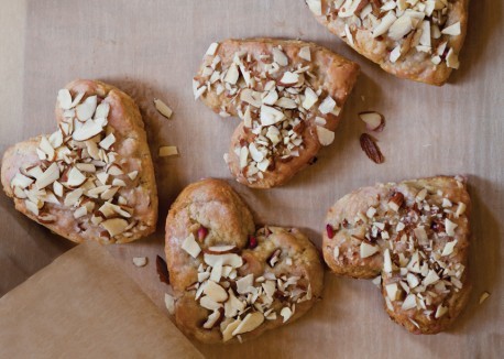 Almond-pomegranate scones
