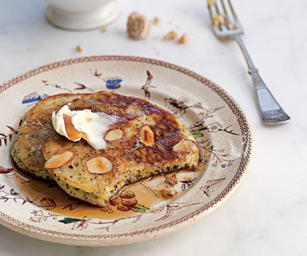 Almond poppyseed pancakes