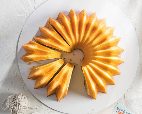 Almond pound cake