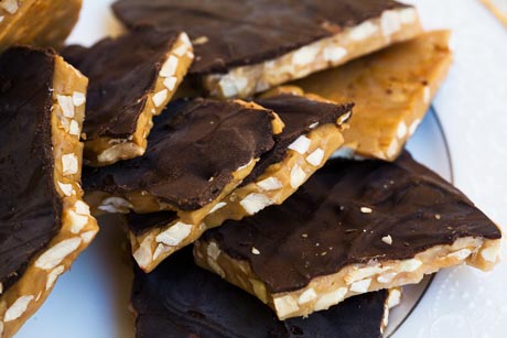 Almond roca