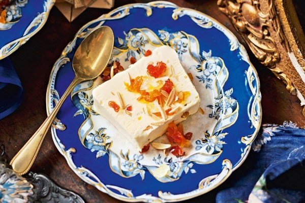 Almond semifreddo