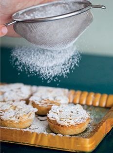 Almond tarts