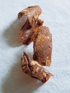 Almond tuiles (Tuiles aux amandes)