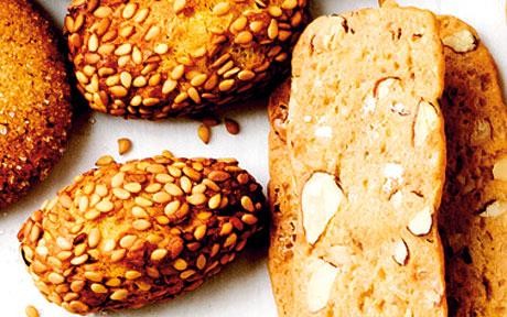 Almond wafer cookies (Pain d'amande)