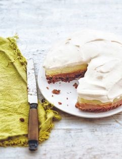 Almost no-bake chestnut, apple and coffee cake