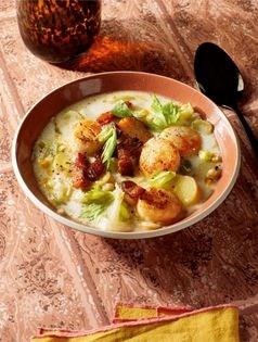Almost scallop chowder
