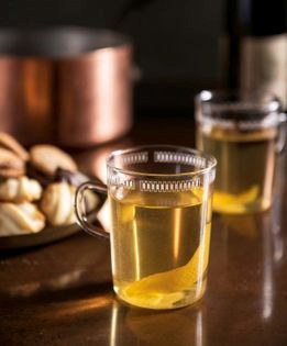 Alsatian mulled wine (Gluehwein)