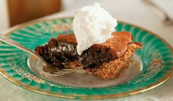 Always changing brownie pretzel pie